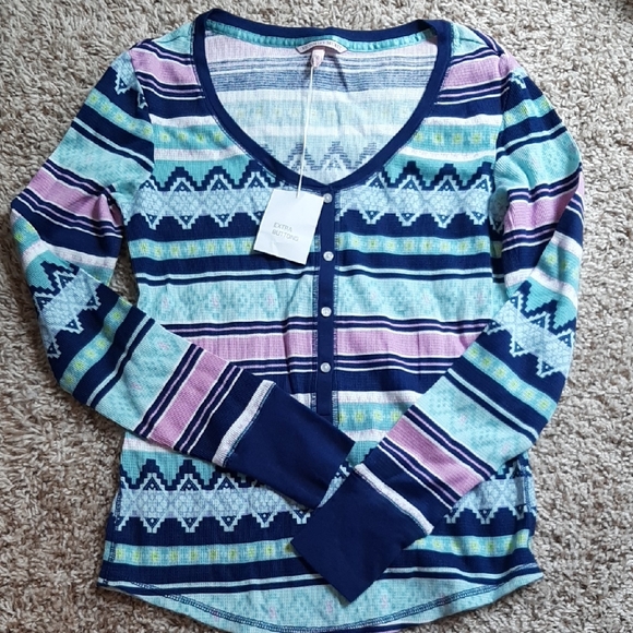 Victorias Secret Blue and Pink Pajama Set with Geometric Print - Picture 2 of 5